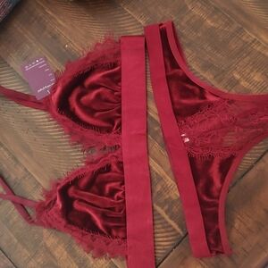 Valentine Victory of cupid velvet bra and thong set